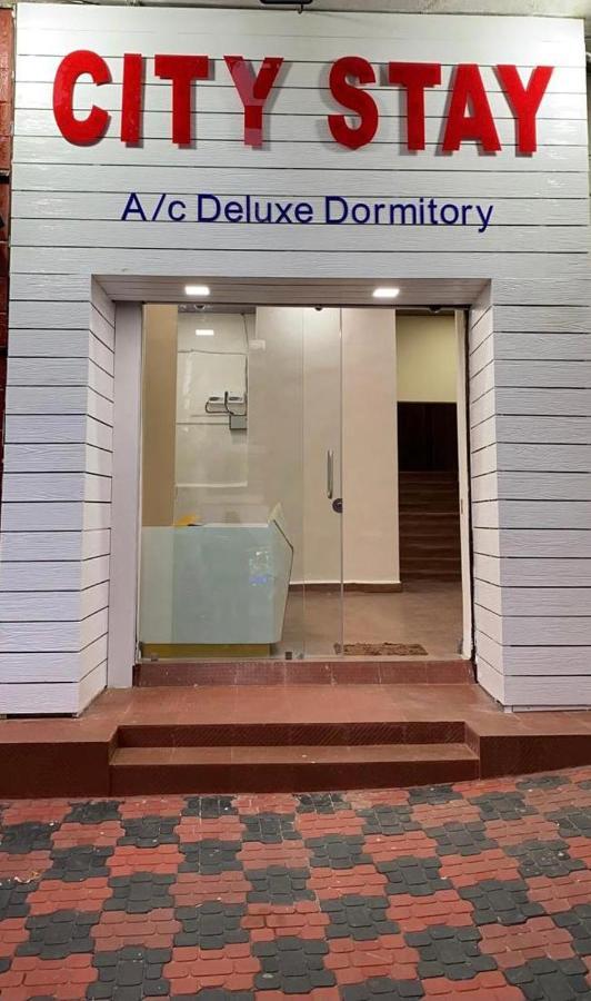 City Stay Ac Deluxe Hostel Madgao Buitenkant foto